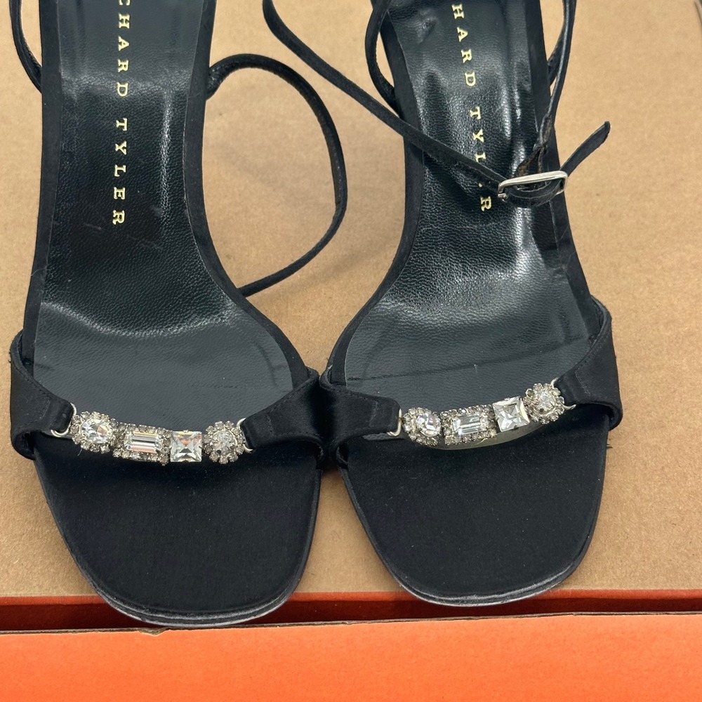 Richard Tyler Sparkly Rhinestone Black Open Square Toe Low Heels Italy 5.5 M - Picture 7 of 7